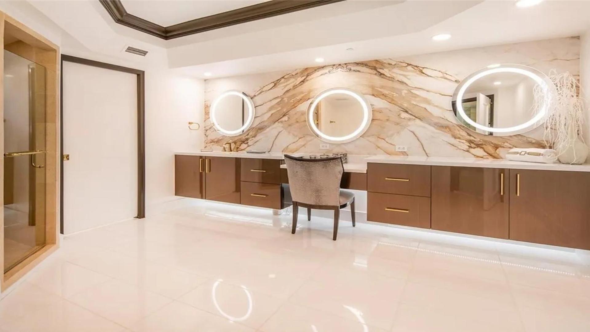 Stunning Four Bedroom Fully Professionally Remodeled Apartment Las Vegas Zewnętrze zdjęcie