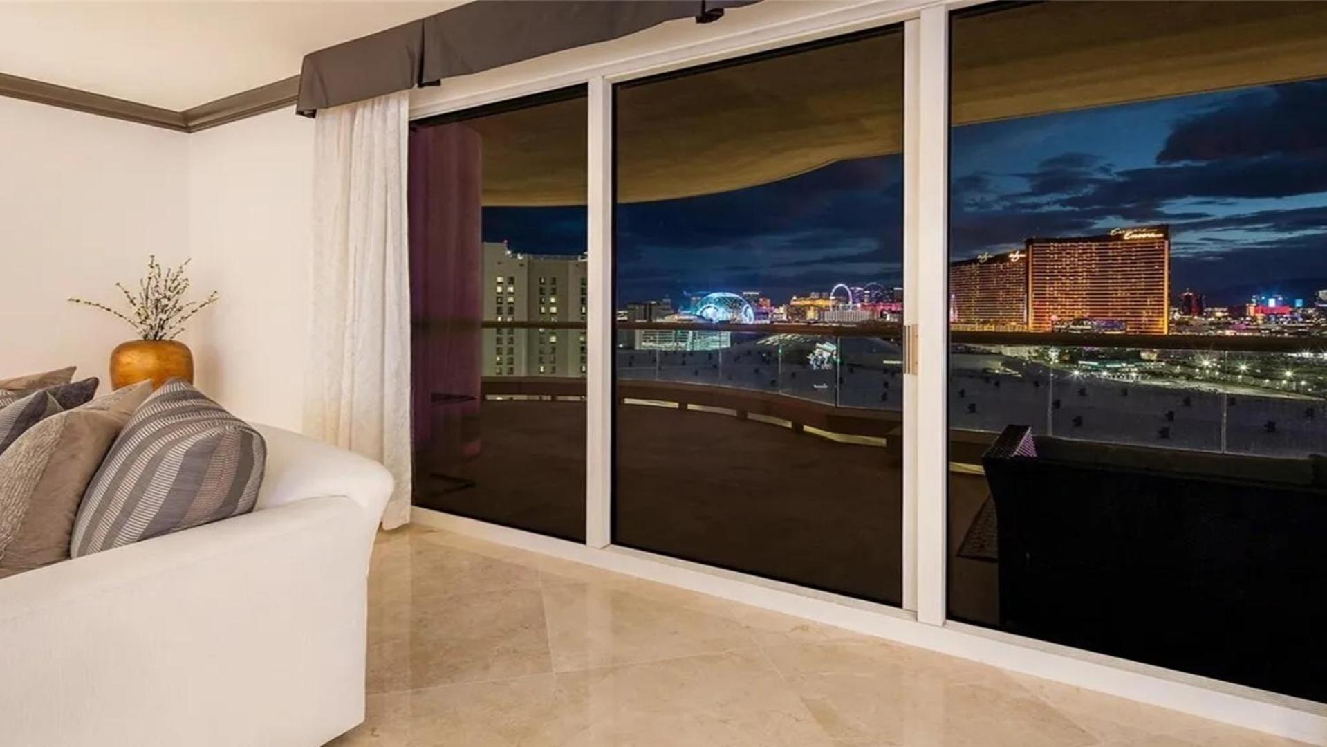 Stunning Four Bedroom Fully Professionally Remodeled Apartment Las Vegas Zewnętrze zdjęcie