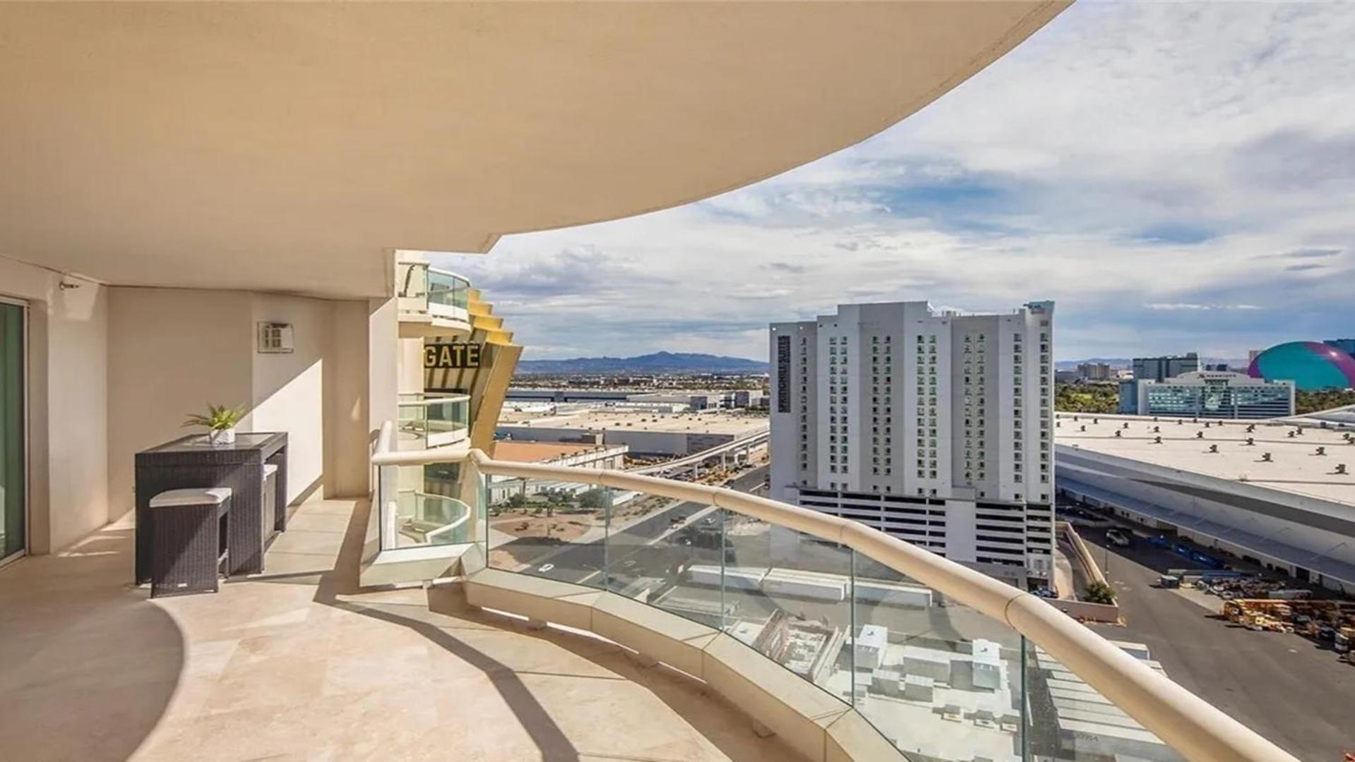 Stunning Four Bedroom Fully Professionally Remodeled Apartment Las Vegas Zewnętrze zdjęcie